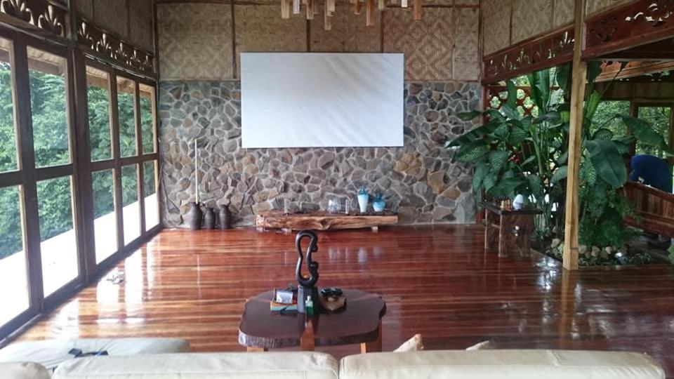 Camiguin Volcano Houses-Panoramic House 맘바자오 외부 사진